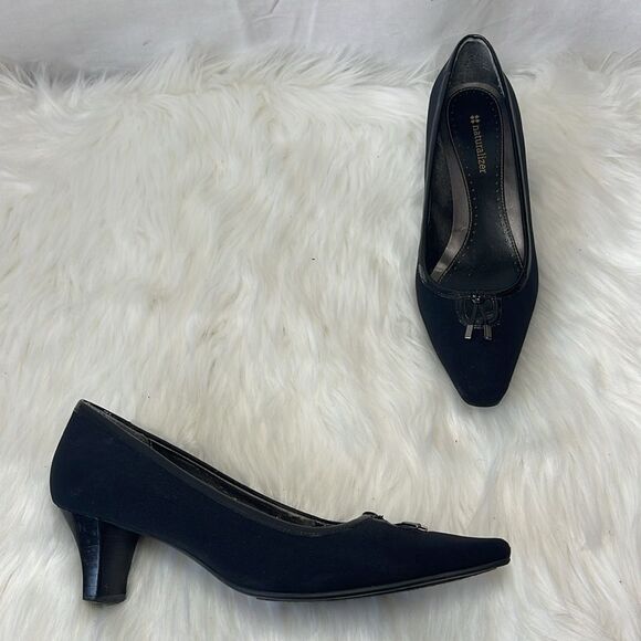 Naturalizer Alla Black Faux Sueded Kitten Heels Sz 7.5 - Picture 4 of 7